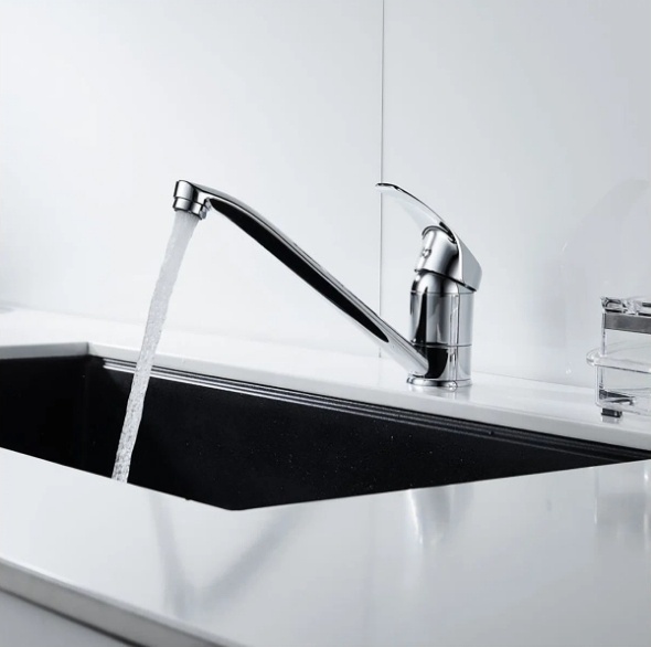 DR71018 Смеситель DecoRoom однорочный для кухни с поворотным изливом, хром - артикул K0000081960